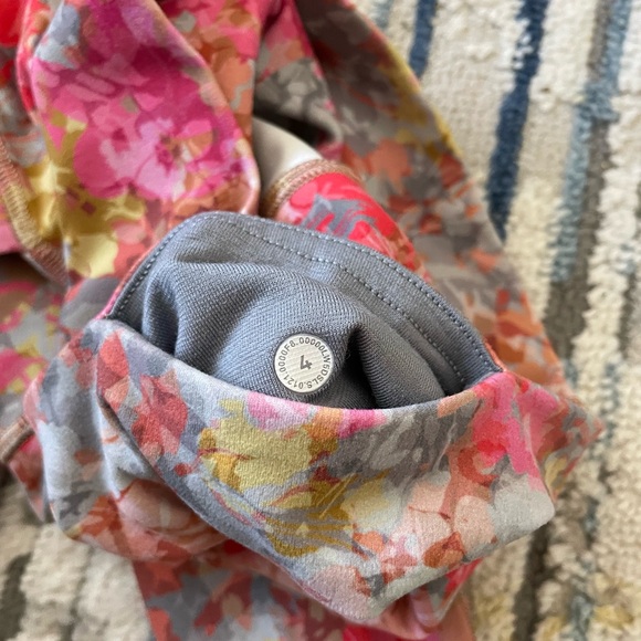 Lululemon Leggings Womens 4 Floral High Rise Gym & Running - Picture 4 of 5